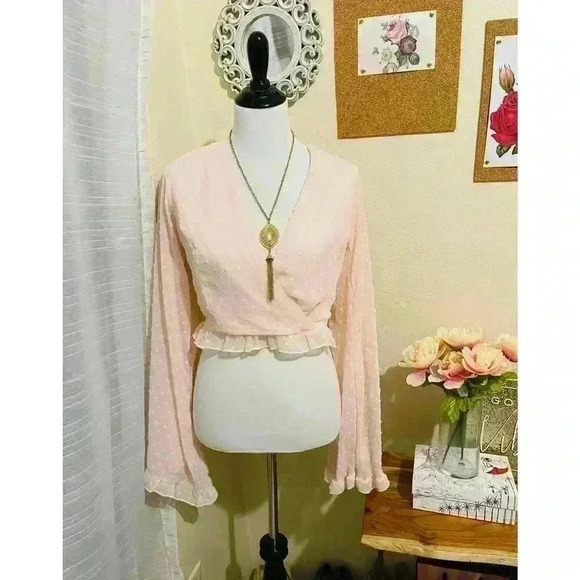 Boohoo Junior’s Cropped Blouse - Picture 2 of 6